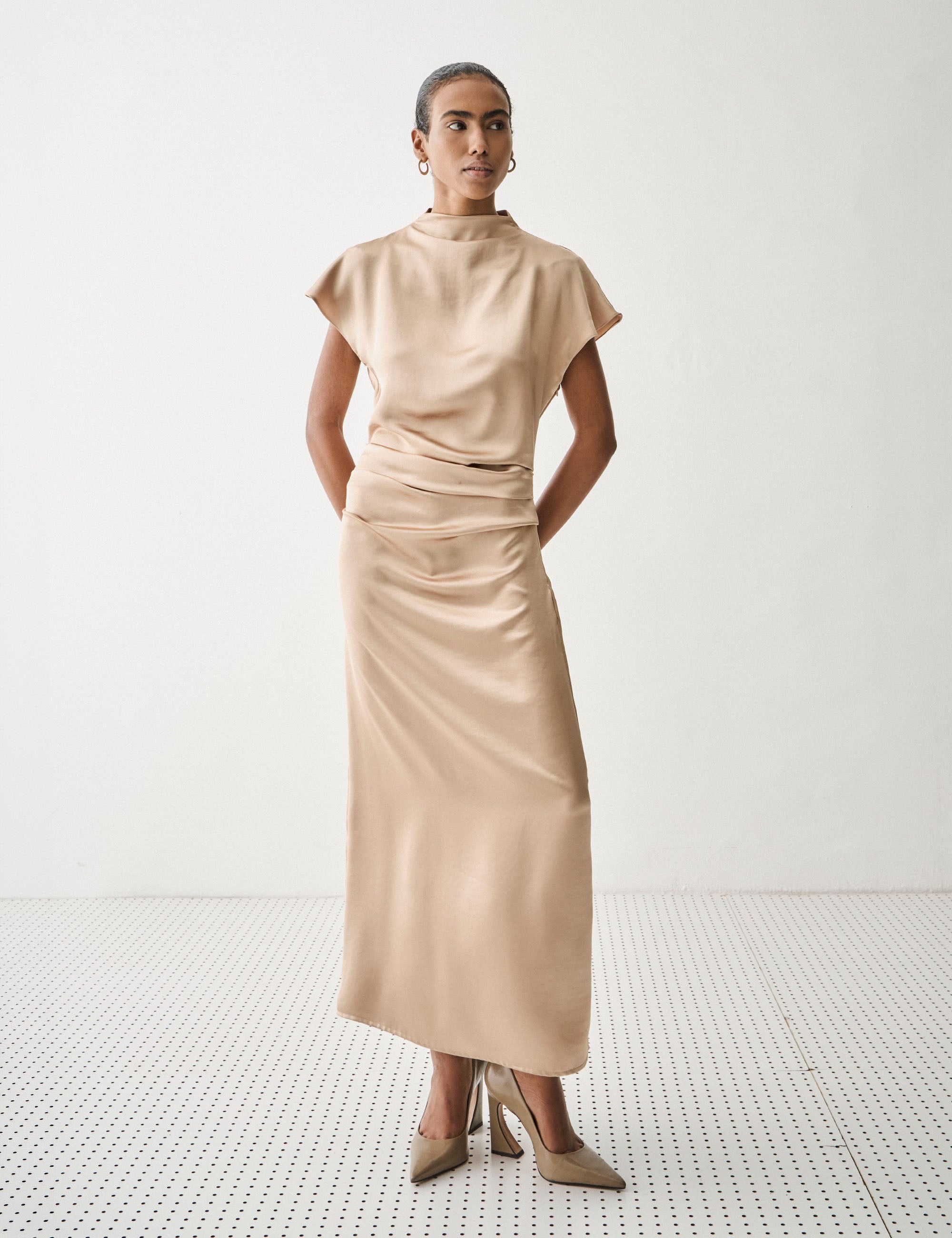 Vestido Siena Cetim Bege